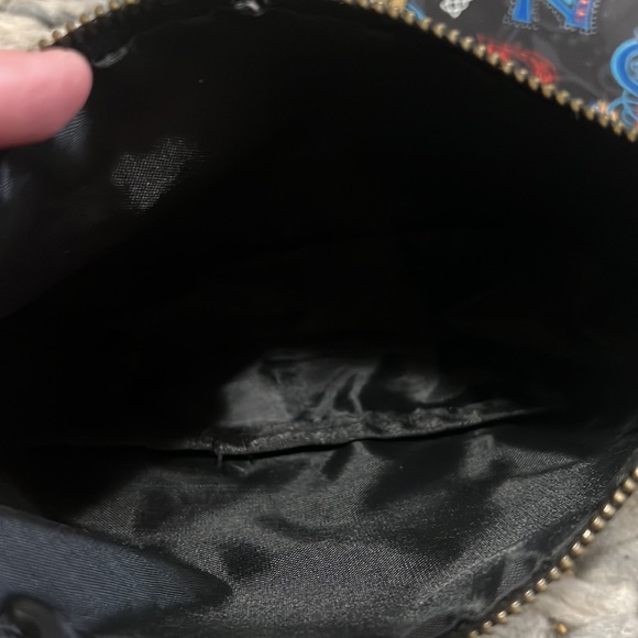 Irish Books of Kells Pouches - Picture 2 of 3